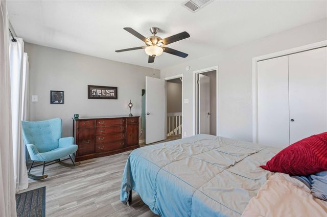 320 Twin Sails 25, Horseshoe Bay, TX 78657
