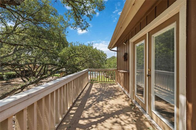 320 Twin Sails 25, Horseshoe Bay, TX 78657