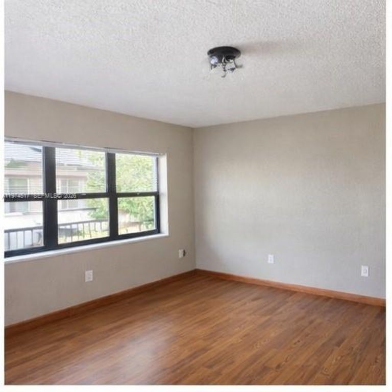 851 E 41st St 3, Hialeah, FL 33013