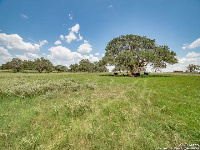 1635 COBLE RD, Poteet, TX 78065