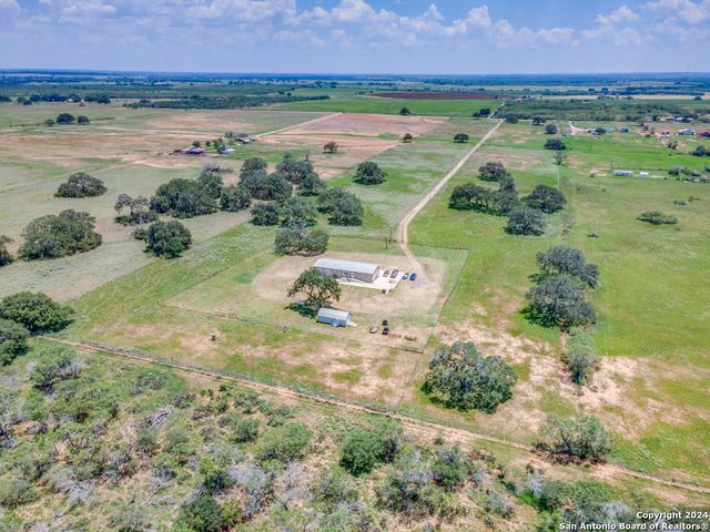 1635 COBLE RD, Poteet, TX 78065