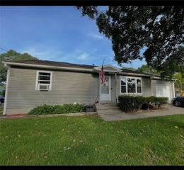 191 Shand Avenue, Warwick, RI 02889