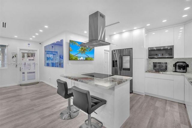 380 W 30th St, Hialeah, FL 33012