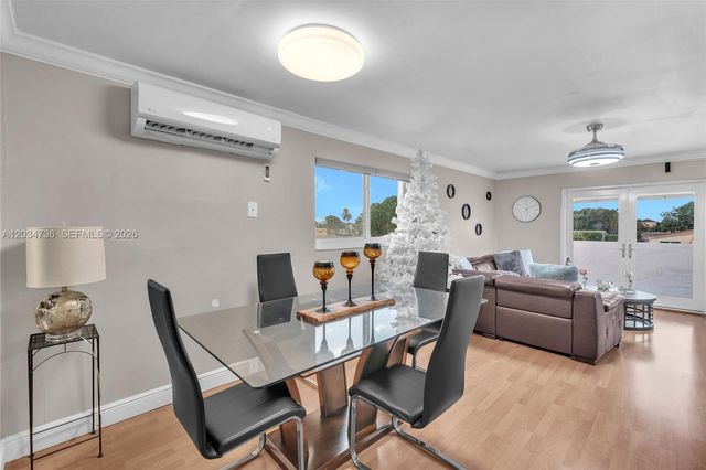 380 W 30th St, Hialeah, FL 33012