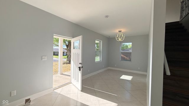 189 Pinedale Drive, Whiteland, IN 46184