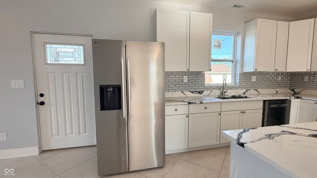 189 Pinedale Drive, Whiteland, IN 46184