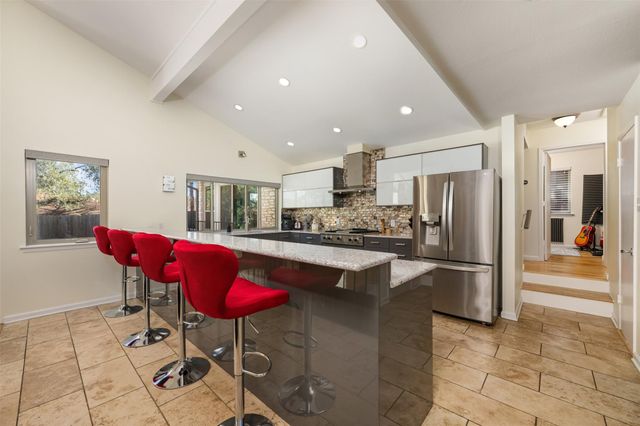 8805 Mountain Ridge DR, Austin, TX 78759