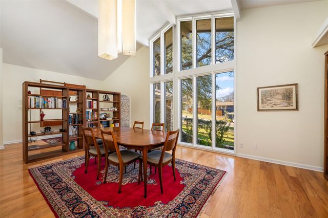 8805 Mountain Ridge DR, Austin, TX 78759