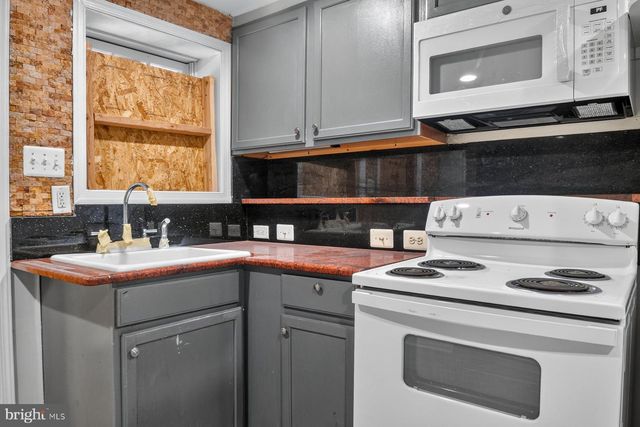 504 CALLENDER ST, Baltimore, MD 21230