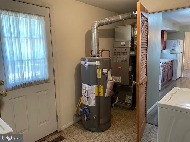 202 WAYNE AVENUE, Williamstown, NJ 08094