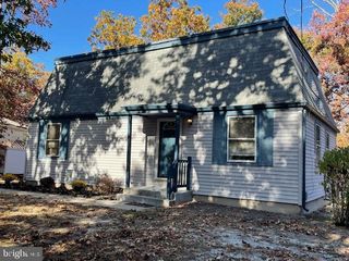 202 WAYNE AVE, Williamstown, NJ 08094