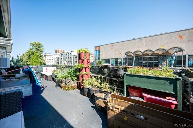 81 Hughes Avenue, Buffalo, NY 14208