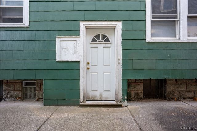 81 Hughes Avenue, Buffalo, NY 14208