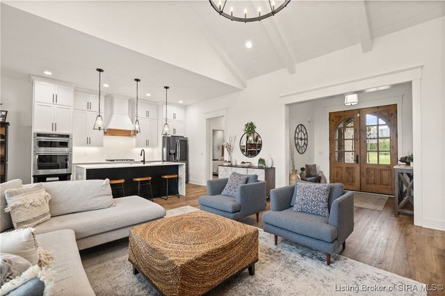 120 Stable Way, Jeffersonville, IN 47130