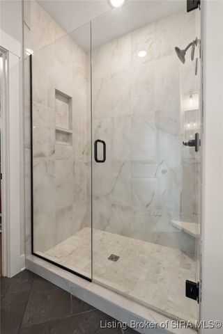 120 Stable Way, Jeffersonville, IN 47130