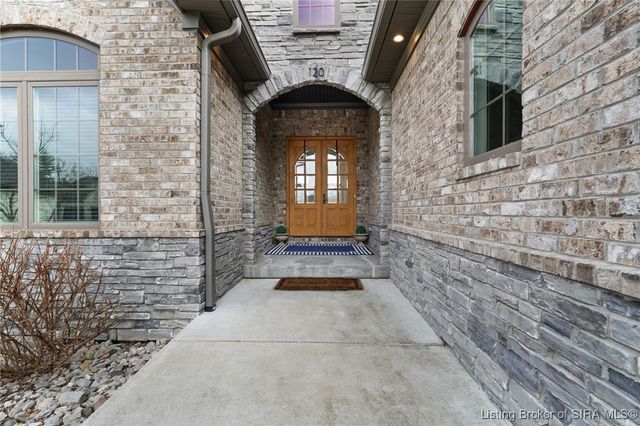 120 Stable Way, Jeffersonville, IN 47130