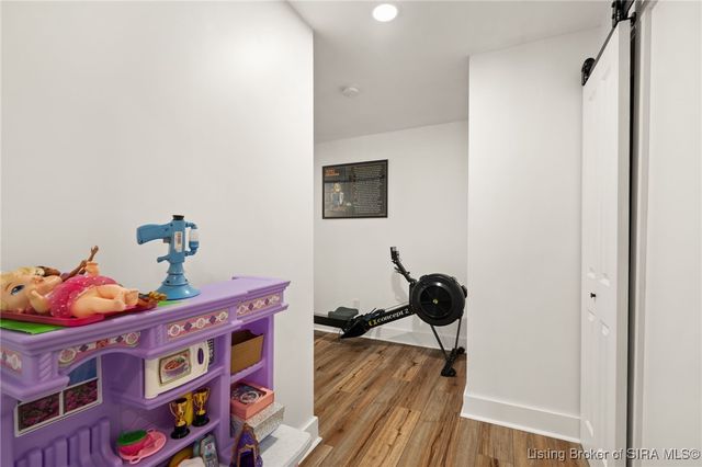 120 Stable Way, Jeffersonville, IN 47130