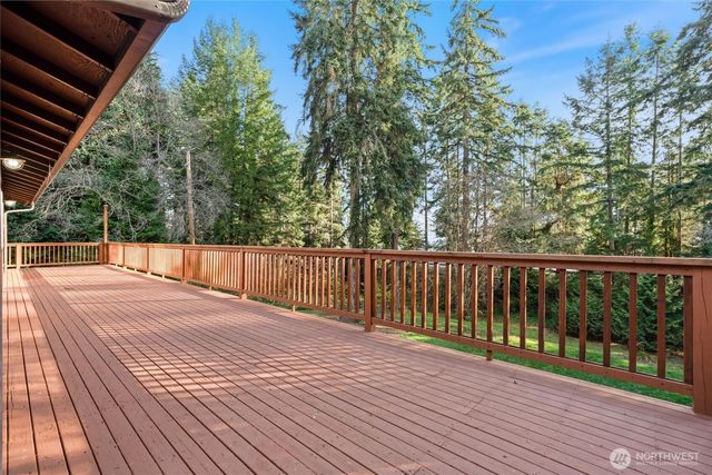 155 Blueberry Hill Road, Port Ludlow, WA 98365