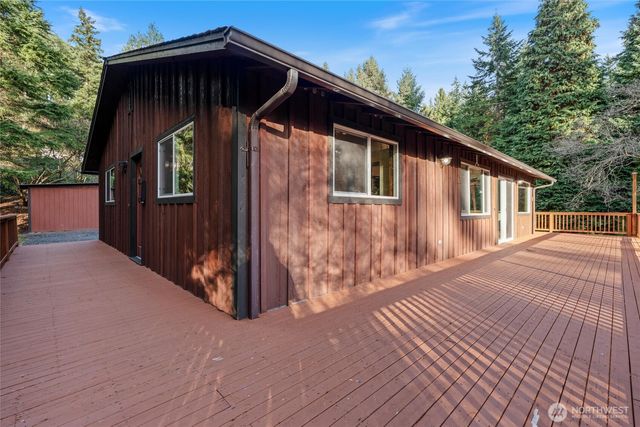 155 Blueberry Hill Road, Port Ludlow, WA 98365