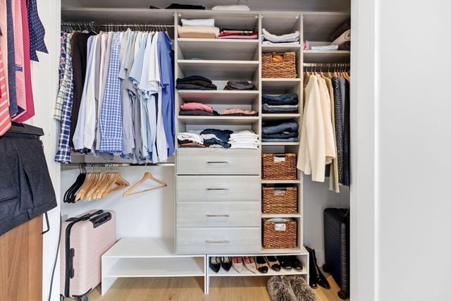 472 W Broadway 201, Boston, MA 02127