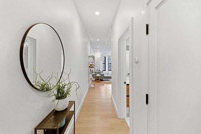 472 W Broadway 201, Boston, MA 02127