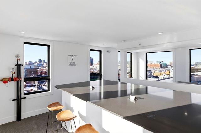 472 W Broadway 201, Boston, MA 02127