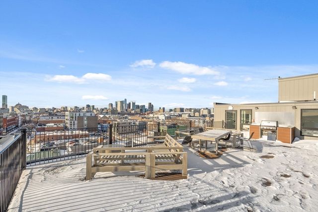 472 W Broadway 201, Boston, MA 02127