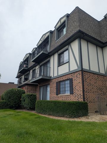 102 Steeple Drive F, Buffalo Grove, IL 60089