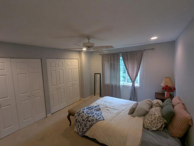 102 Steeple Drive F, Buffalo Grove, IL 60089