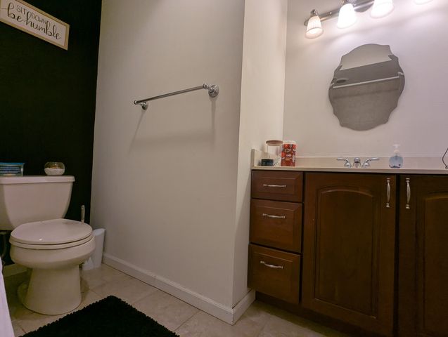 102 Steeple Drive F, Buffalo Grove, IL 60089