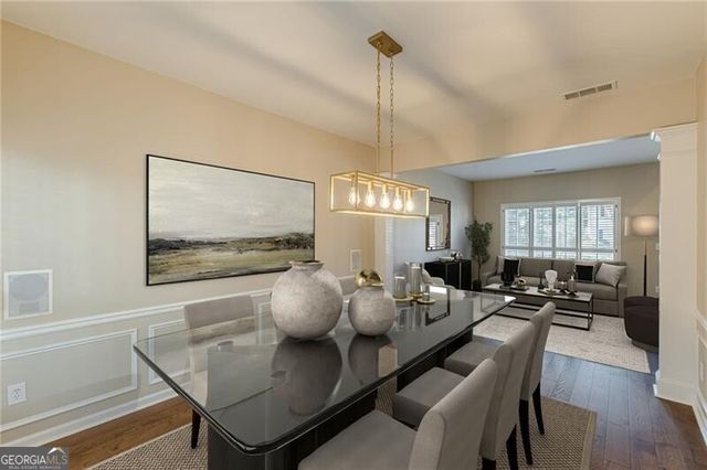 120 Lyndhurst Court, Roswell, GA 30075