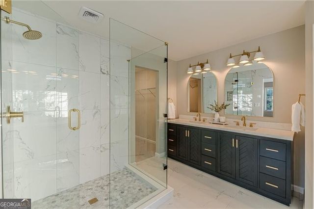 120 Lyndhurst Court, Roswell, GA 30075