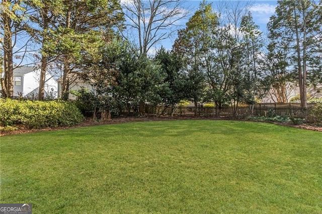 120 Lyndhurst Court, Roswell, GA 30075