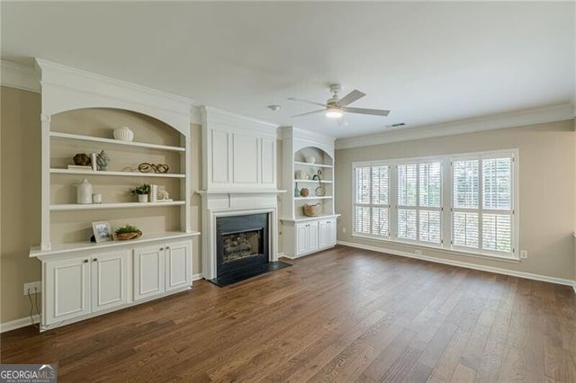 120 Lyndhurst Court, Roswell, GA 30075