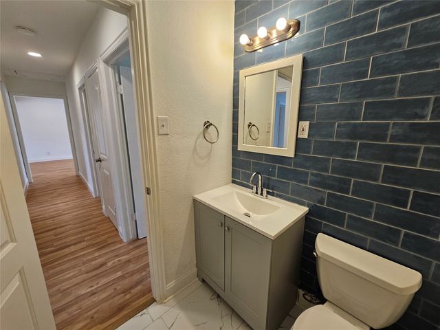 1002 Highland Drive, Grand Prairie, TX 75051