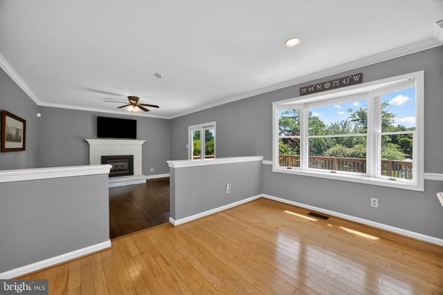 26 BRISTOL LN, Newark, DE 19711