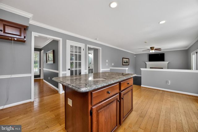 26 BRISTOL LN, Newark, DE 19711