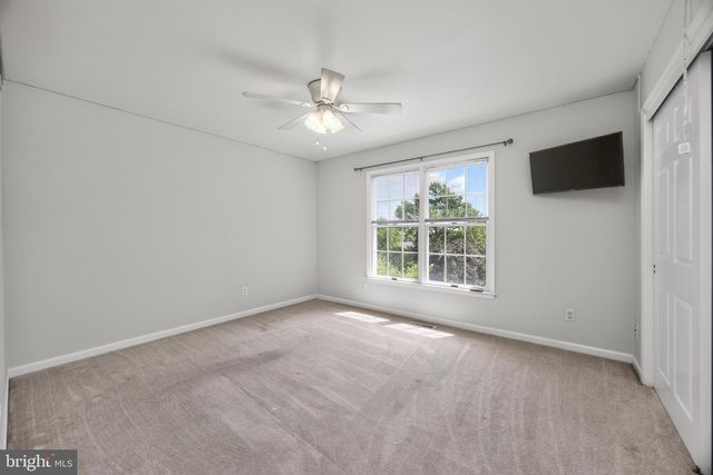 26 BRISTOL LN, Newark, DE 19711