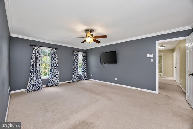 26 BRISTOL LN, Newark, DE 19711