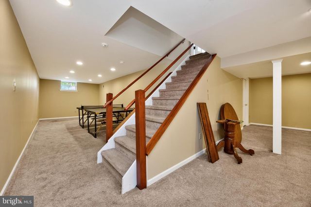 26 BRISTOL LN, Newark, DE 19711