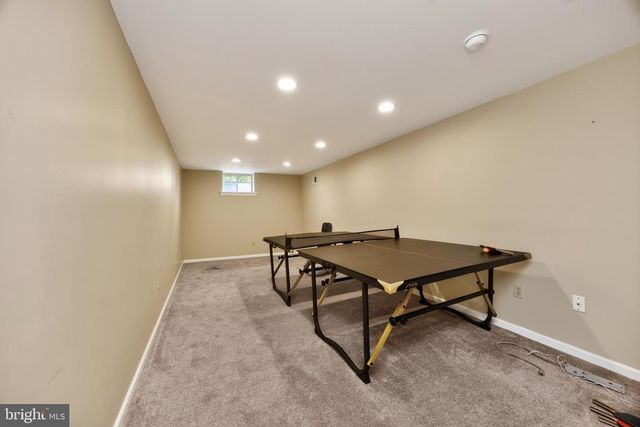 26 BRISTOL LN, Newark, DE 19711