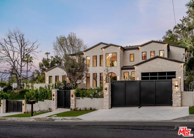 4000 Ballina Drive, Encino, CA 91436