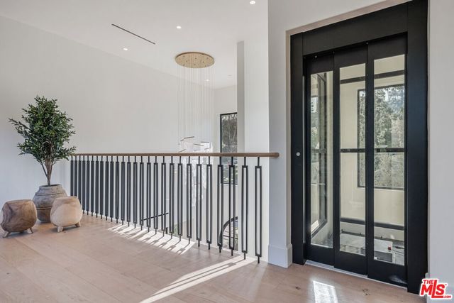 4000 Ballina Drive, Encino, CA 91436