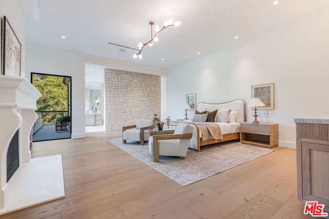 4000 Ballina Drive, Encino, CA 91436