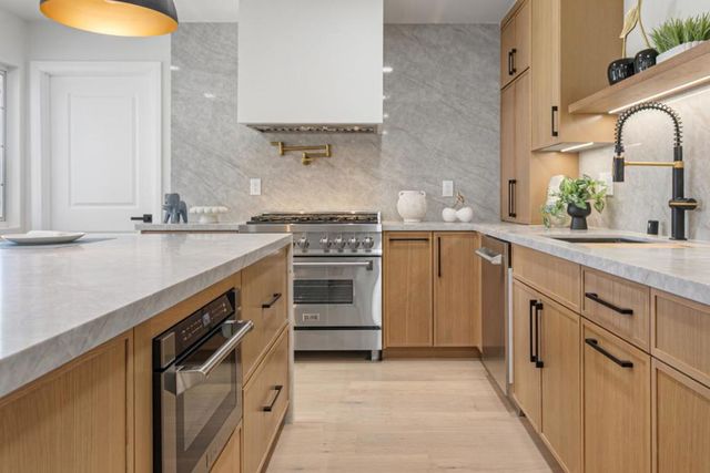 1172 Longfellow Avenue, Campbell, CA 95008