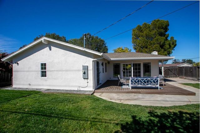 1172 Longfellow Avenue, Campbell, CA 95008