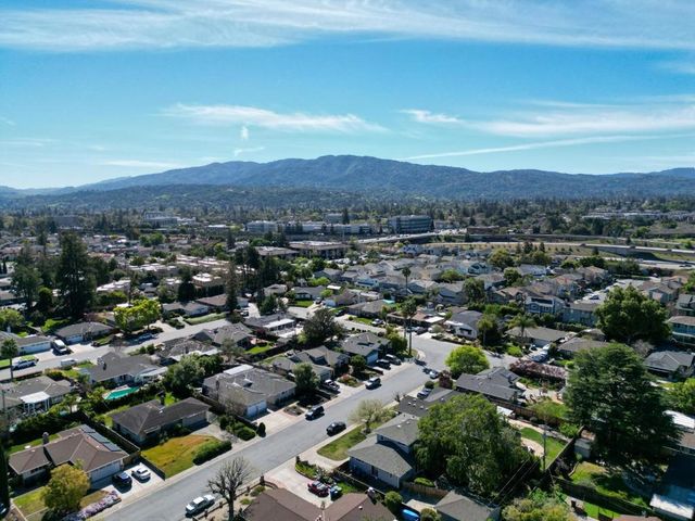 1172 Longfellow Avenue, Campbell, CA 95008