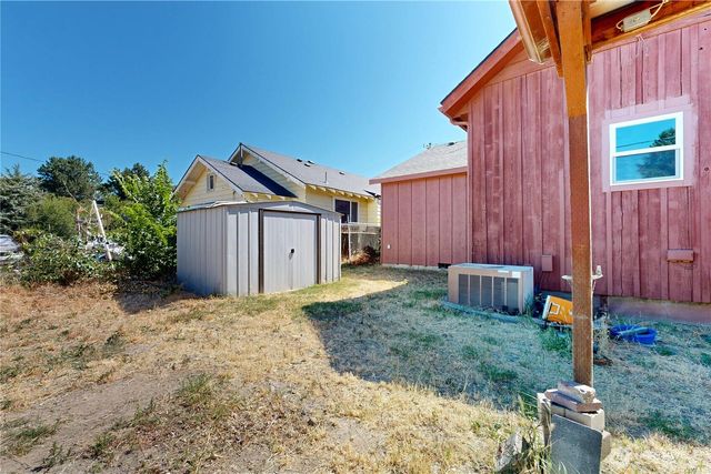439 N 5th Street, Walla Walla, WA 99362