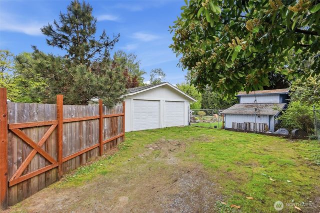 34012 Peasley Canyon Way S, Auburn, WA 98001