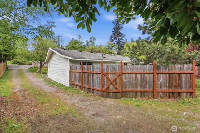 34012 Peasley Canyon Way S, Auburn, WA 98001